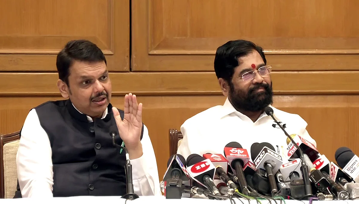 Eknath Shinde : मुख्यमंत्र्यांनी आरे मेट्रो कारशेडवरील बंदी मागे घेतली