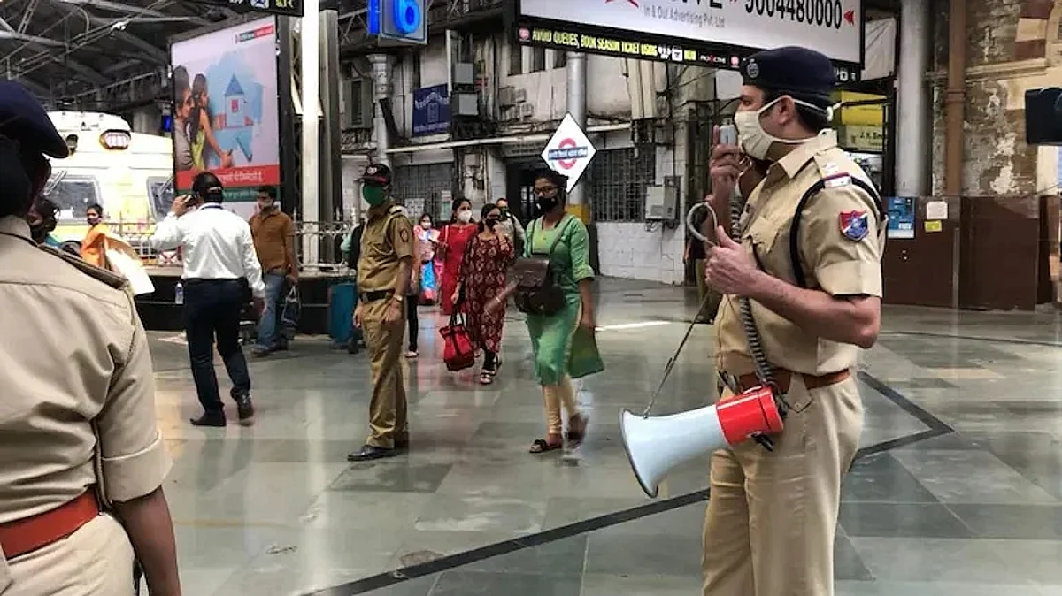 रेल्वे पोलिसांच्या सतर्कतेमुळे गुन्हेगार आटोक्यात