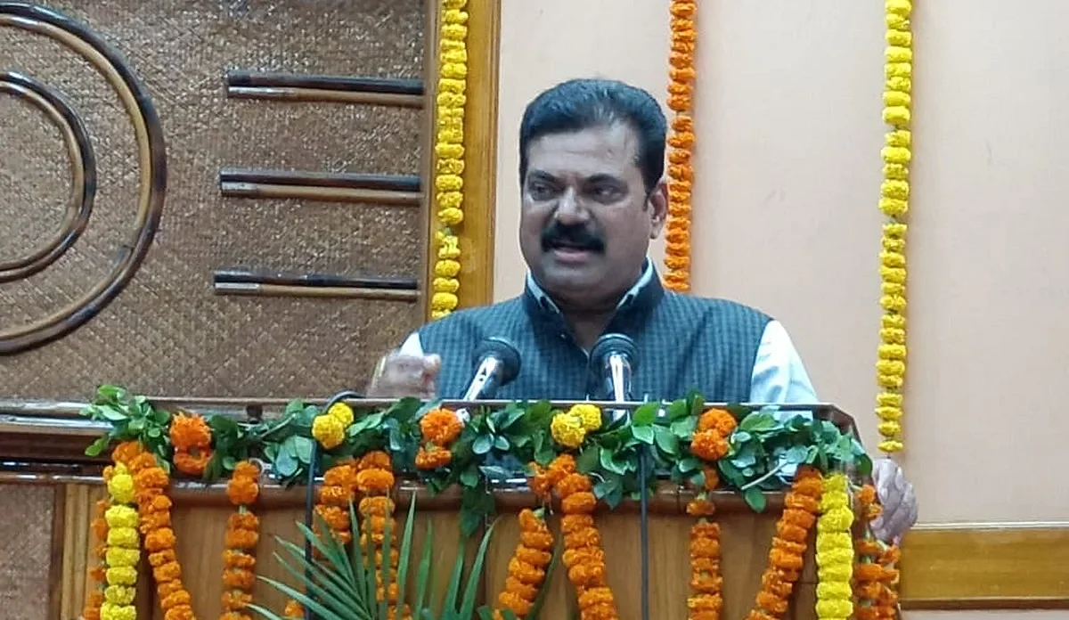 नरेंद्र मोदी यांच्या एक सूर्य,एक ग्रिड योजनेनुसार सर्वांनी सौर ऊर्जेकडे वळावे - कपिल पाटील