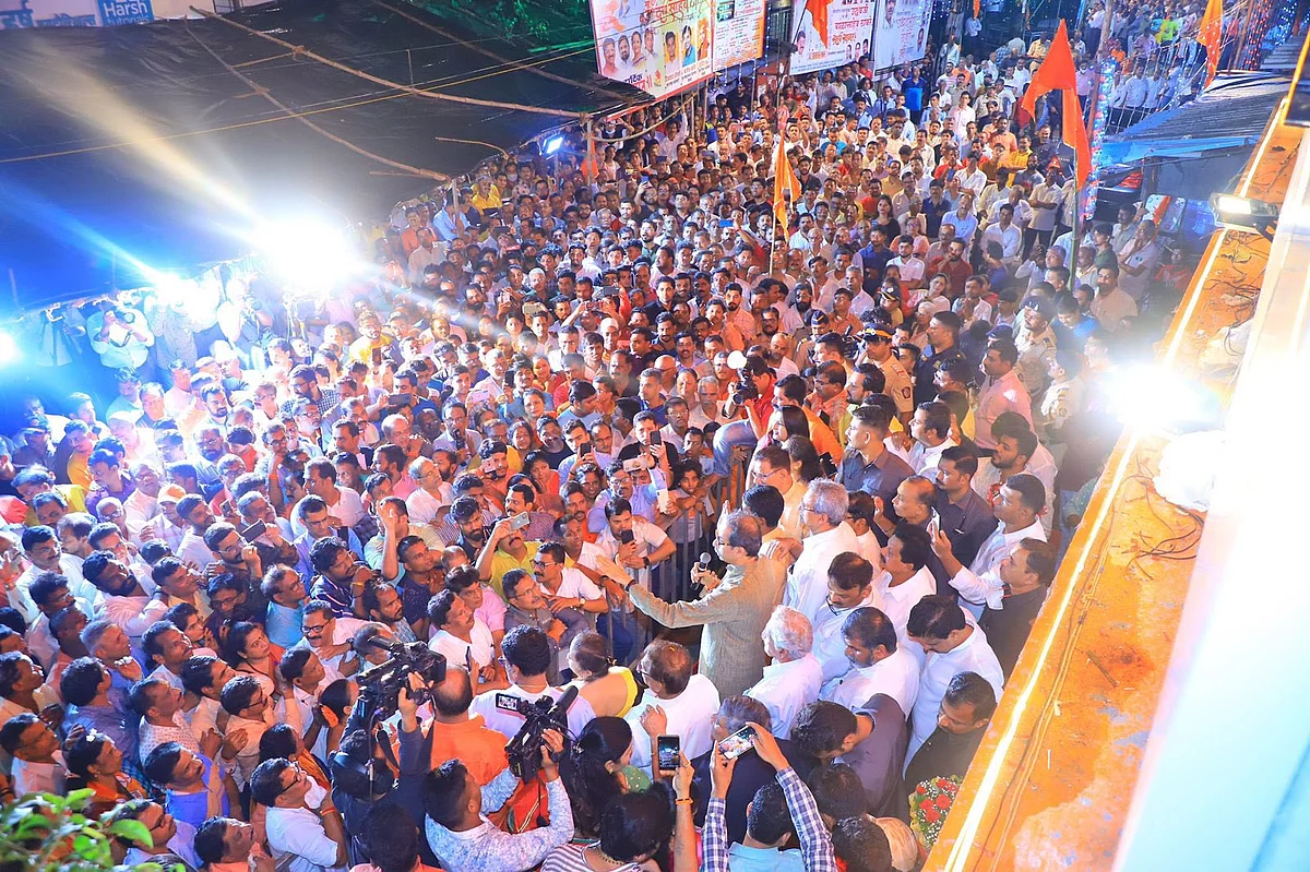 Twitter/@ShivSena