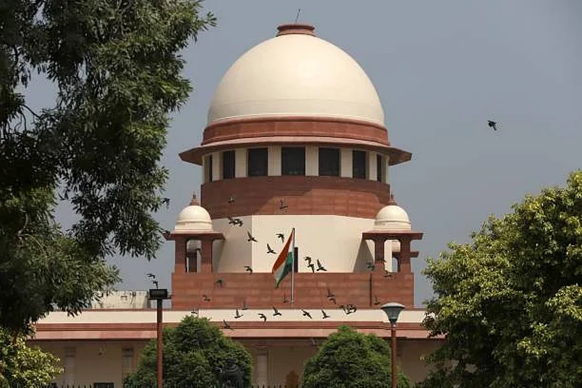सुप्रीम कोर्टाचा राज्य सरकारला धक्का ; निवडणुका ओबीसी आरक्षणाशिवायच