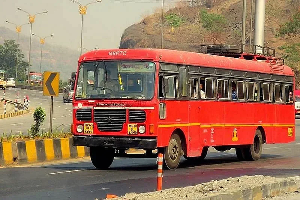 गणेशोत्सवासाठी कोकणात जाणाऱ्या ८५० गाड्यांचे आरक्षण पूर्ण
