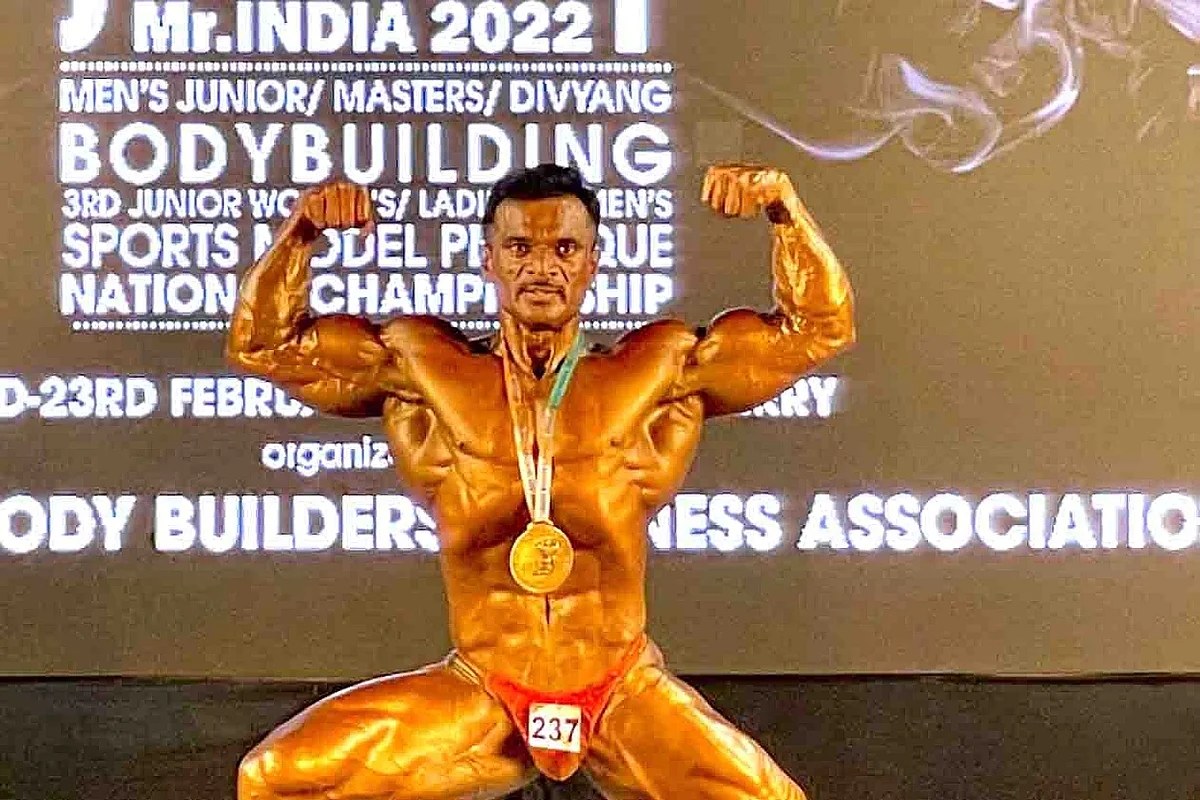 नवी मुंबईच्या पोलीस दलातील सुभाष पुजारी हे मास्टर्स आशिया श्रीचे मानकरी