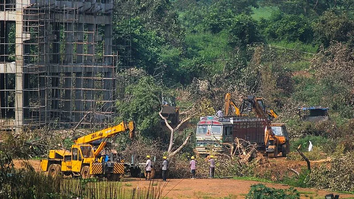आरेमधील दोन हजारांहून अधिक झाडे कापावी लागणार?