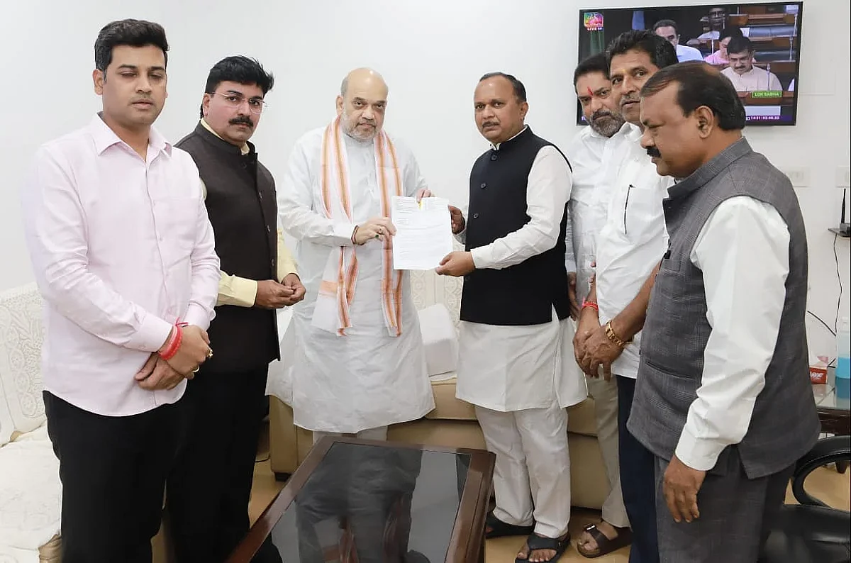 मराठी भाषेला तातडीने अभिजात भाषेचा दर्जा बहाल करा,खासदार राहुल शेवाळे यांची मागणी