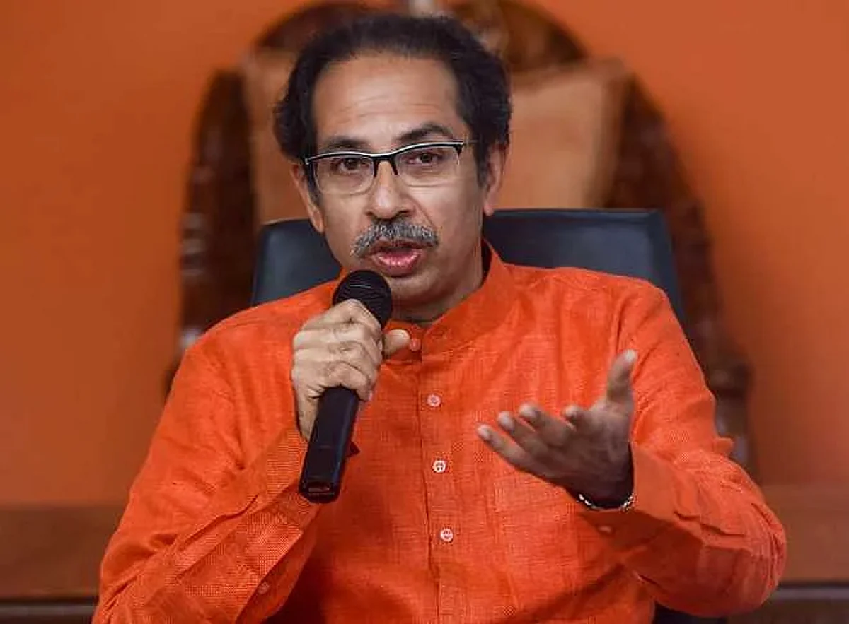त्यांची कितीही कुळं खाली उतरली तरी शिवसेना संपणार नाही - उद्धव ठाकरे