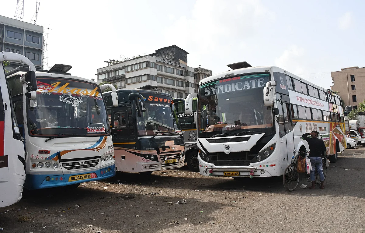 खासगी बसेसच्या तुलनेने एसटी बसेसचे अपघात अत्यल्प