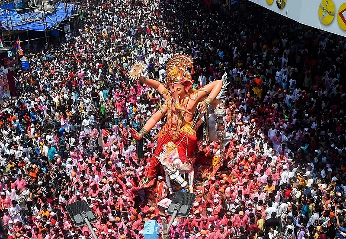 गणपतीपूर्वी शिक्षक, कर्मचाऱ्यांना मिळणार पगार