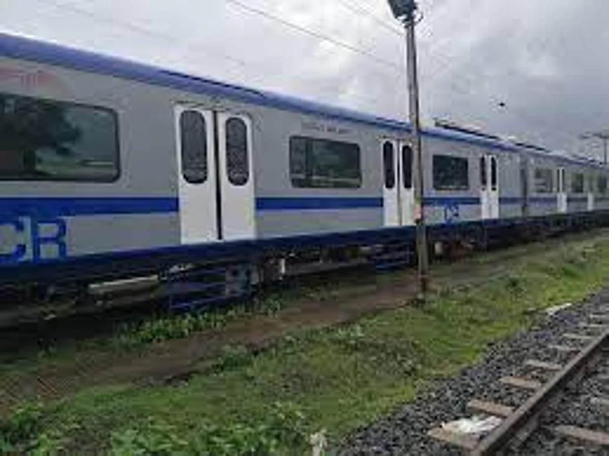 रेल्वे प्रशासनाने अंतर्मुख व्हावे!