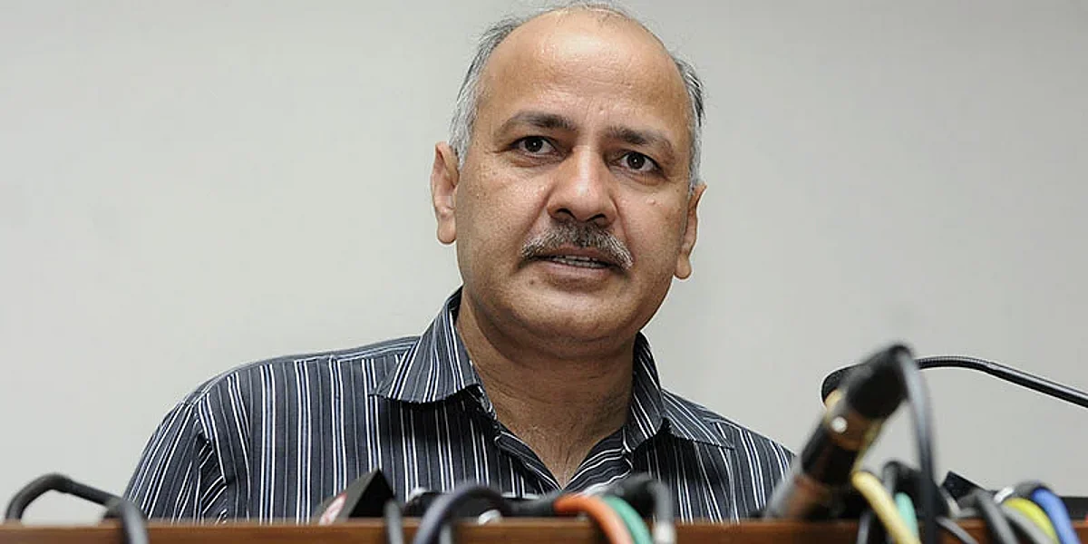 'आप' च्या प्रमोशनसाठी सीबीआयचा छापा