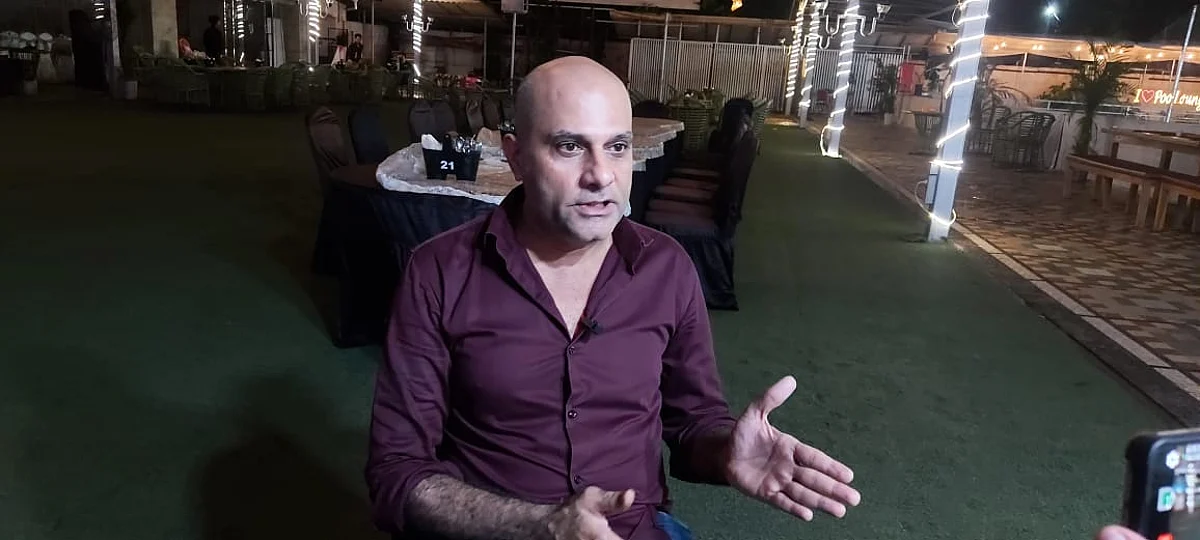 बजाज अलायन्स विमा कंपनीच्या मॅनेजरसह कर्मचाऱ्यांनी केली ग्राहकाची ४६ लाखांची फसवणूक
