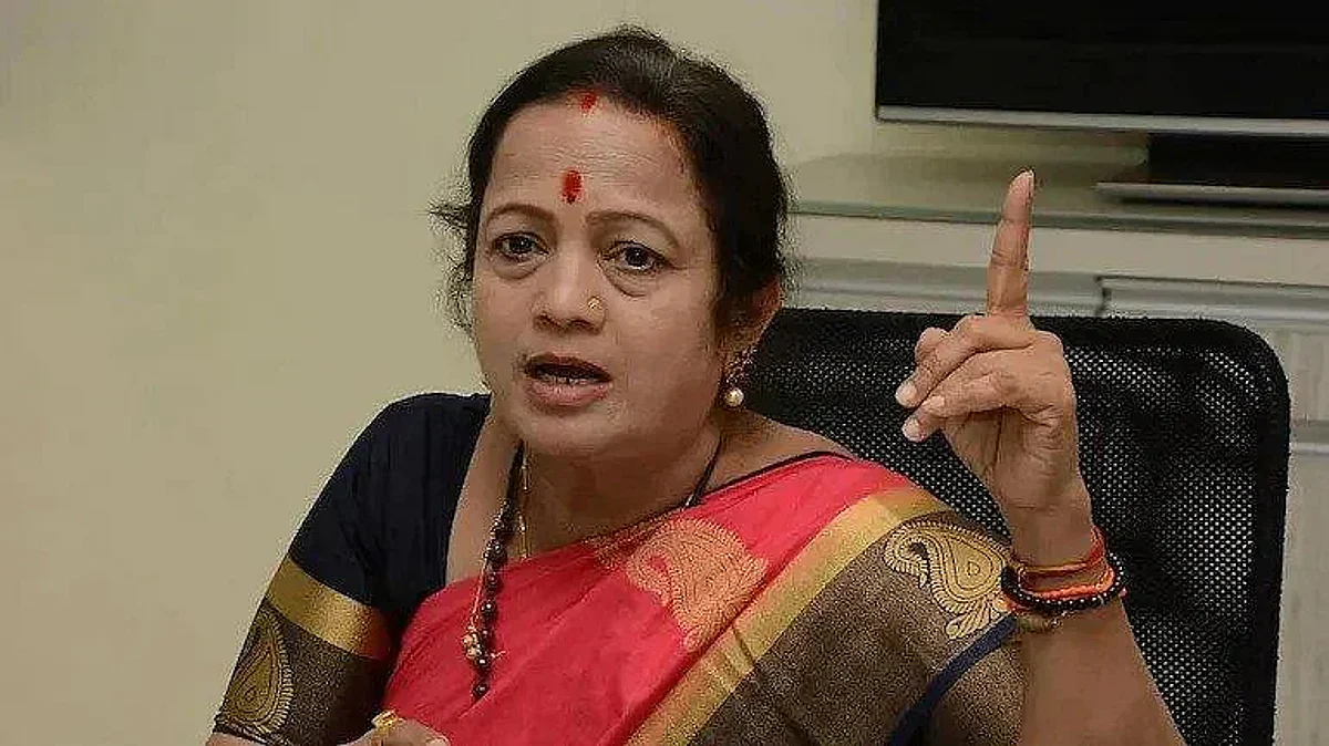 निकृष्ट झेंडे घरावर लावणार नाही - माजी महापौर किशोरी पेडणेकर