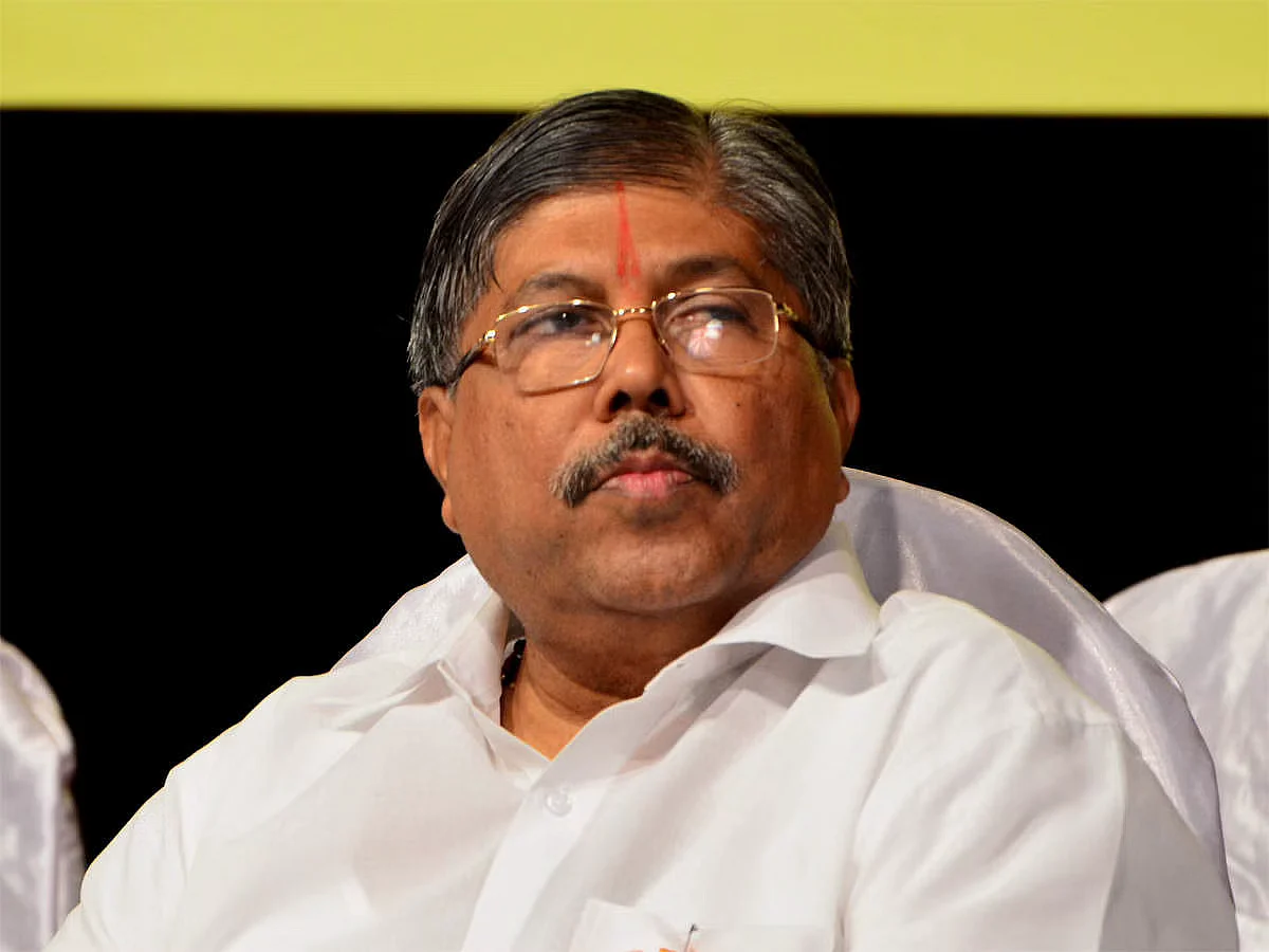 मराठा आरक्षणाबाबत मंत्रिमंडळ उपसमिती ; चंद्रकात पाटील यांच्या अध्यक्षतेखालील उपसमितीत सहा सदस्य