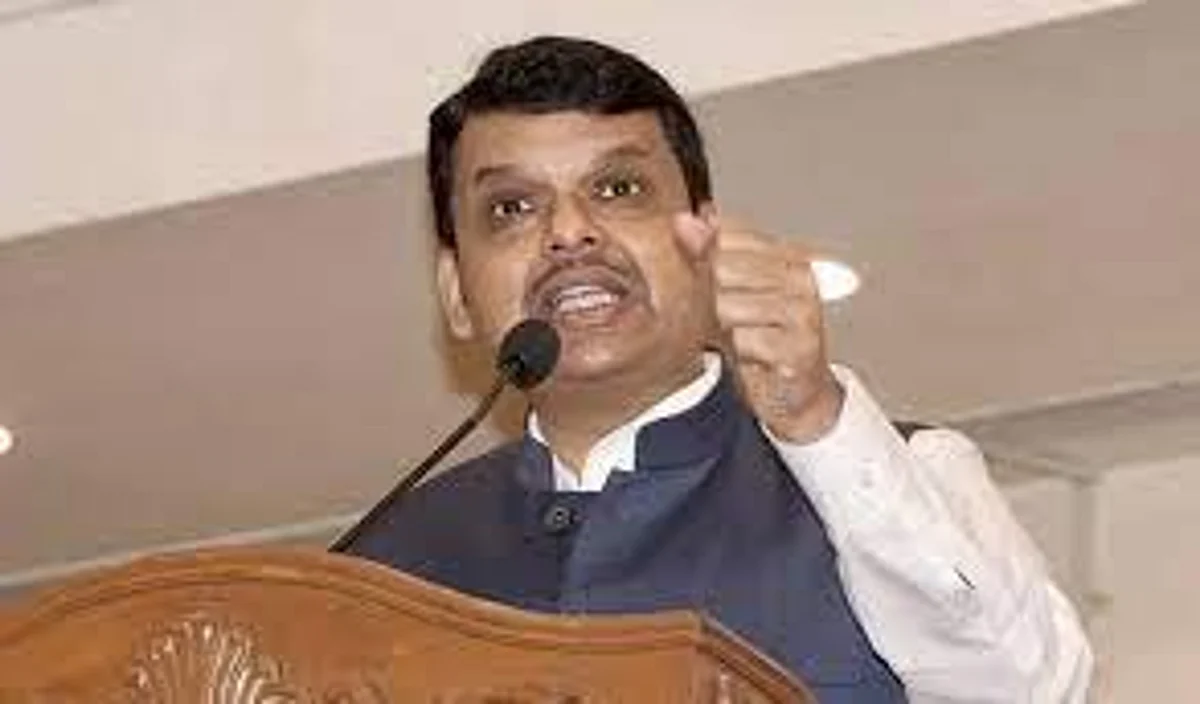 लोकशाहीर अण्णाभाऊ साठे एक व्यक्ती नव्हे, तर विद्यापीठ - उपमुख्यमंत्री देवेंद्र फडणवीस