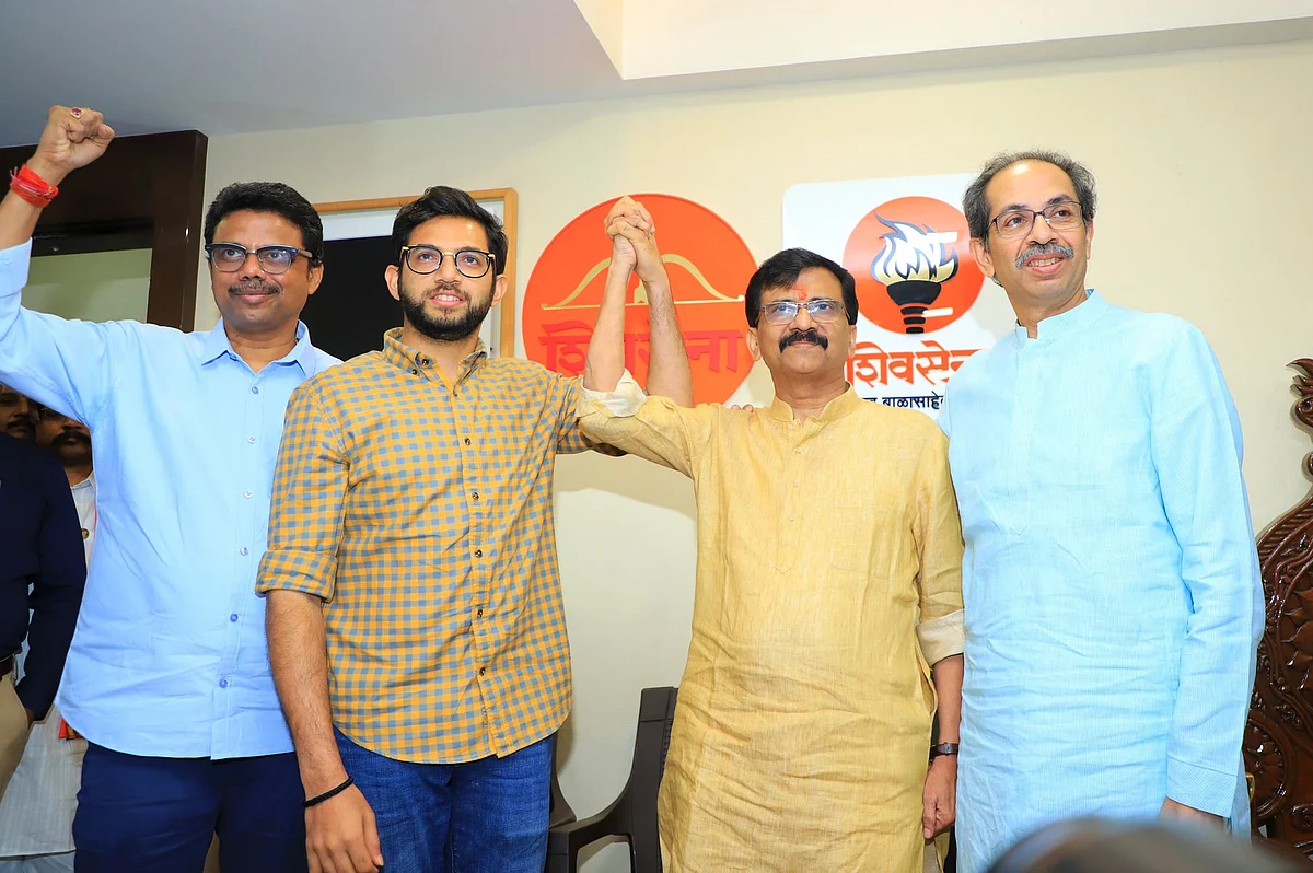 Sanjay Raut meet Uddhav Thackeray : उद्धव ठाकरे म्हणतात, संजय माझा जिवलग मित्र...