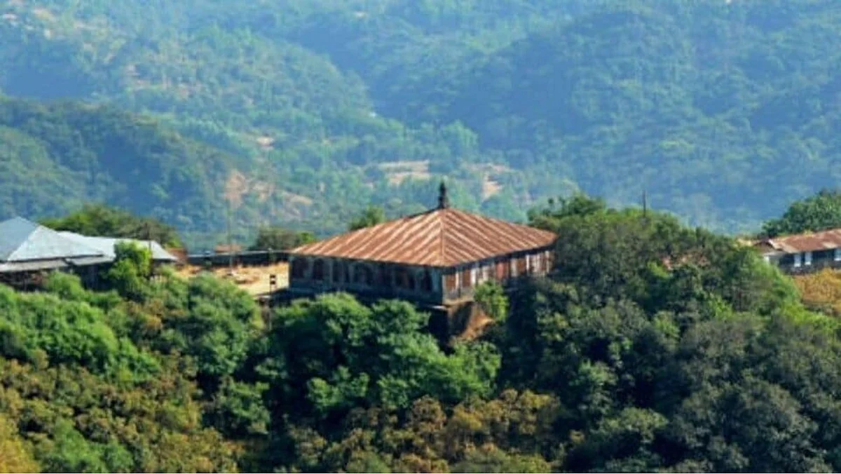 Pratapgad: शिवप्रताप दिनी अफजल खान कबरीजवळचे अनधिकृत बांधकाम जमीनदोस्त!