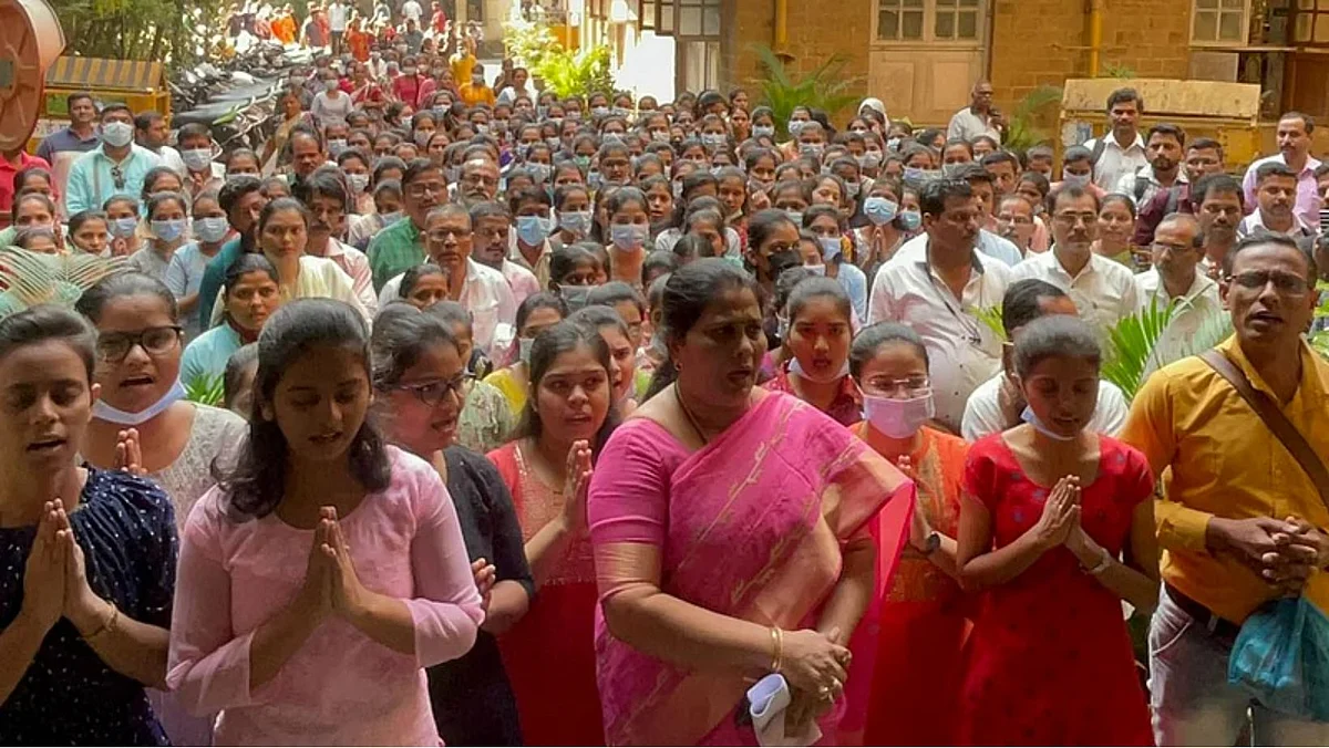 KEM Hospital: मुंबईतील के.ई.एम रुग्णालयात परिचारिकांचे आंदोलन; काय आहे कारण?