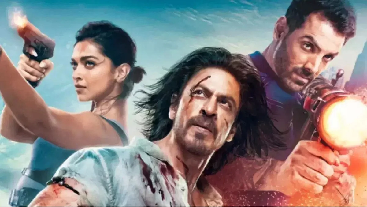 Pathaan Controversy : 'पठाण' चित्रपटातील 'या' दृशांना कात्री, बेशरम रंग गाण्यामध्ये केले बदल!