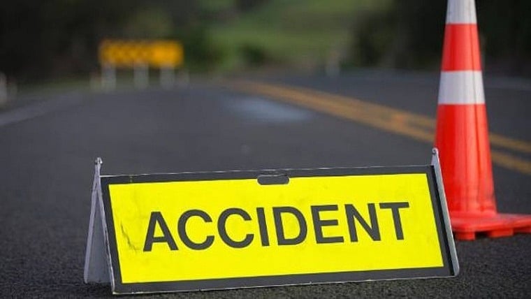 Mumbai: Young biker dies after falling 40ft from bridge in Bandra - Vimarsana News