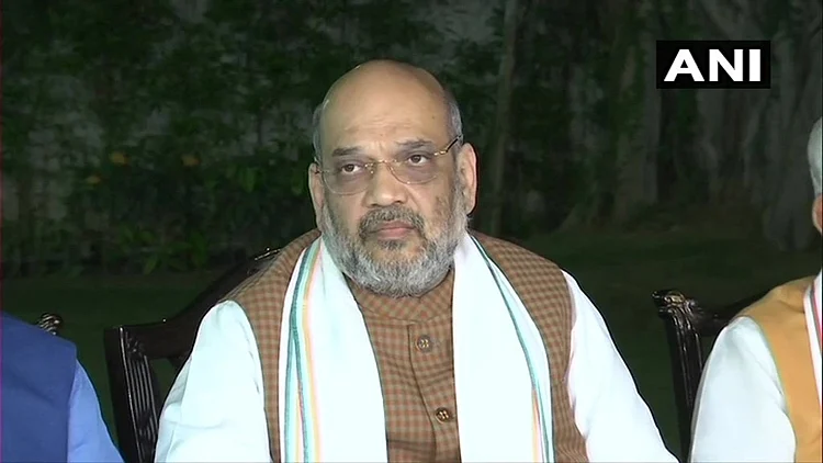 SC decision on Rafale 'befitting reply' to those relying on 'malicious, baseless campaigns': Amit...