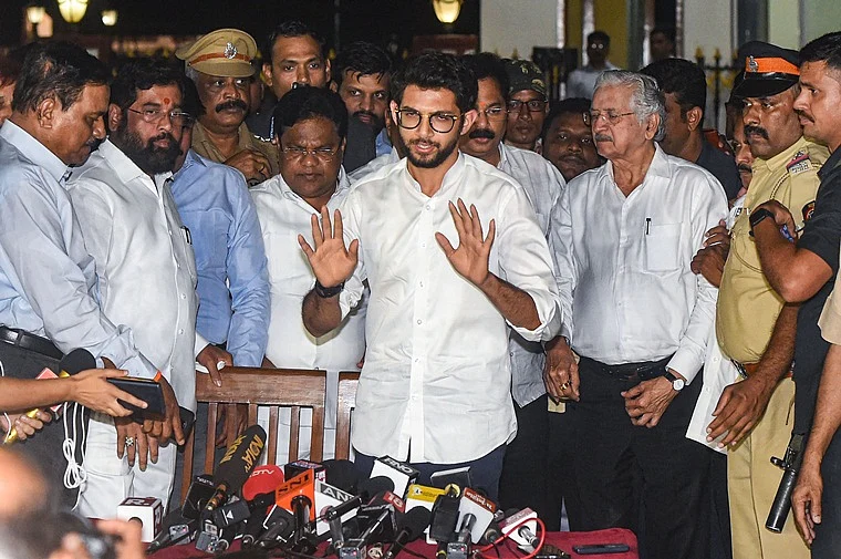 #TumSENAhoPayega trends after Shiv Sena fails to get letters of support from NCP and Congress