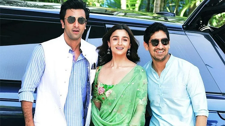 Alia Bhatt and Ranbir Kapoor's 'Brahmastra' to release in September 2022? Here's what we know
