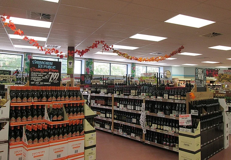 Kamal Nath's new boozy plan: Madhya Pradesh government to open 'women-friendly' liquor shops