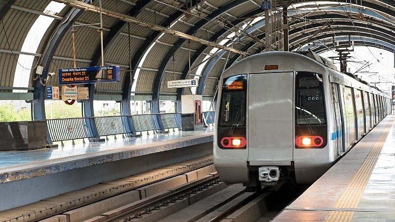 Delhi Metro services delayed for nearly 2 hours on Violet Line section - Vimarsana News