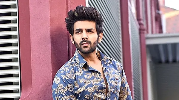 Kartik Aaryan's hilarious comment on 'Bigg Boss 13' fame Shehnaaz Gill's picture goes viral IANS