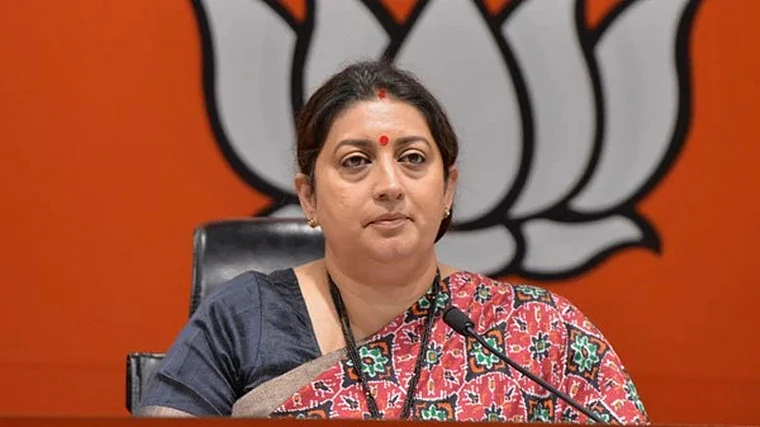 Madhya Pradesh: The Gandhis will not take any action against Kamal Nath, claims Smriti Irani
