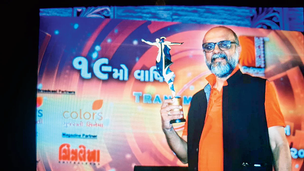 Kamlesh Mota, Best Director