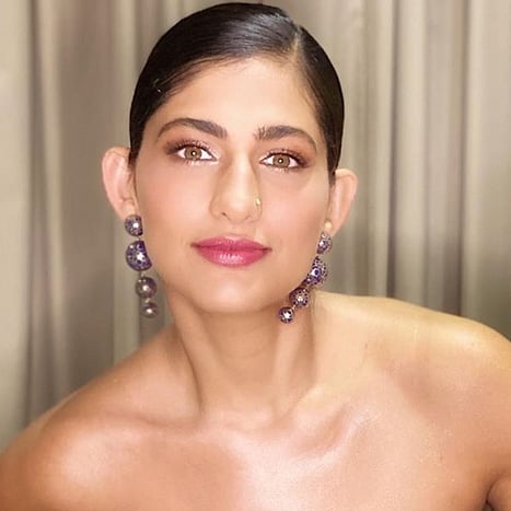 Arnab Goswami And Wife - Vactrone