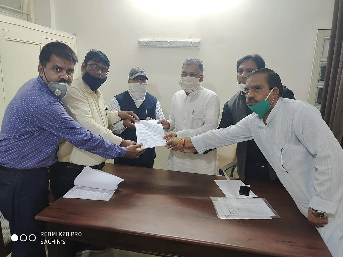 Coronavirus in Indore: Parents appeal to set an appropriate fee to be collected by schools for...