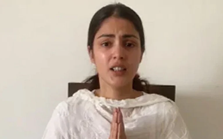 Rhea Chakraborty shares video of father Indrajit being hounded by media, asks Mumbai Police for...