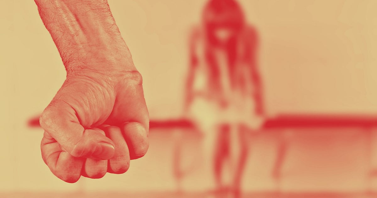 महिला से बदसलूकी करने वाले 65 साल के ससुर को कोर्ट ने 3 साल की जेल महिला से बदसलूकी करने वाले 65 साल के ससुर को कोर्ट ने 3 साल की जेल