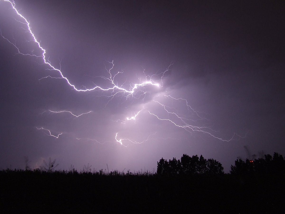 Odisha shocker: 3 students struck by lightning during online study at hilltop - Vimarsana News