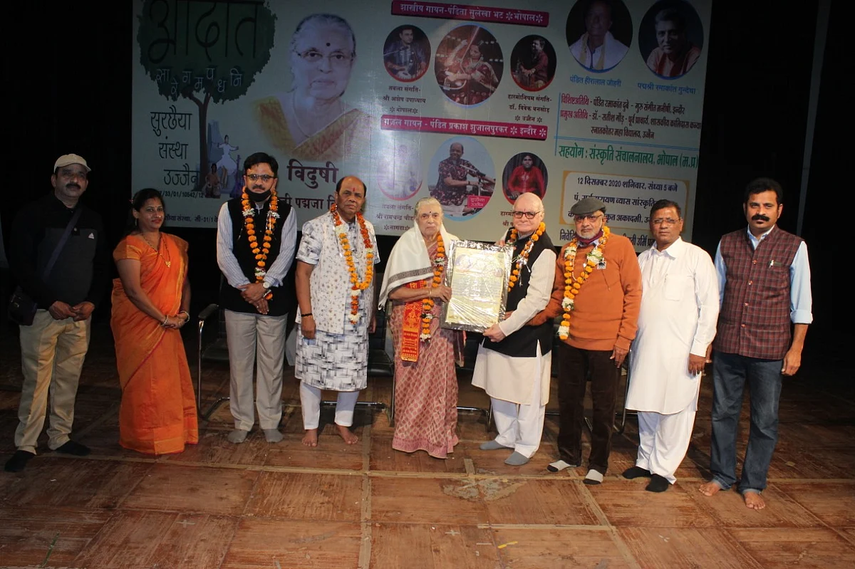 article-image