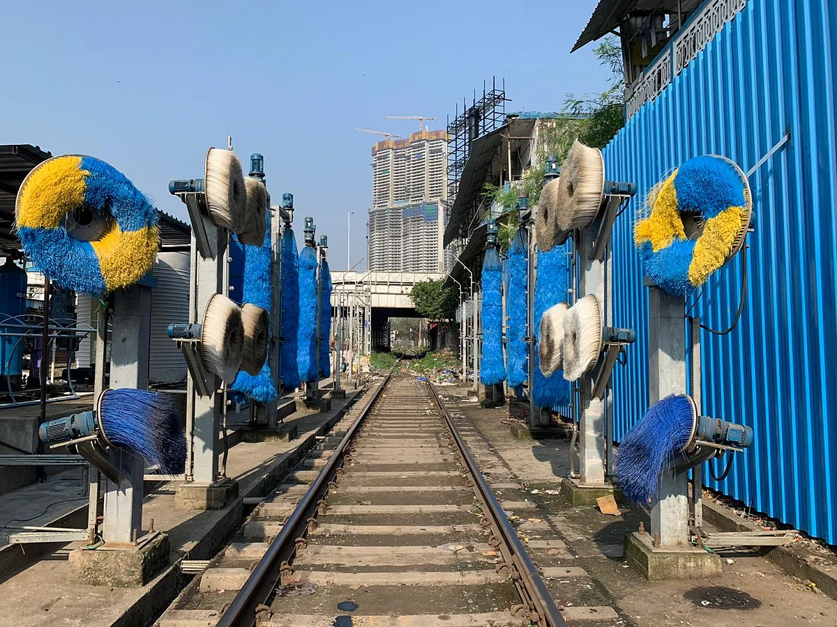 Western Railway commissions automatic coach washing plant at coaching depot, Mumbai Central