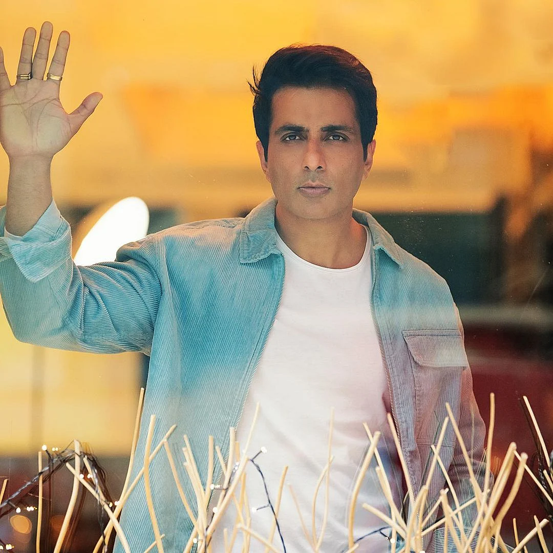 'Time to do something for the country': Sonu Sood's message for those who 'show patriotism on...