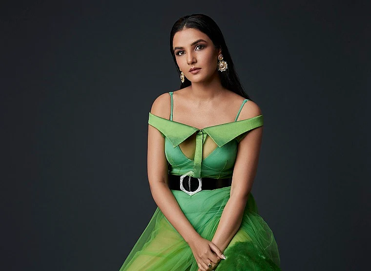 Television actor Jasmin Bhasin gets candid about her stint in Bigg Boss and boyfriend Aly Goni
