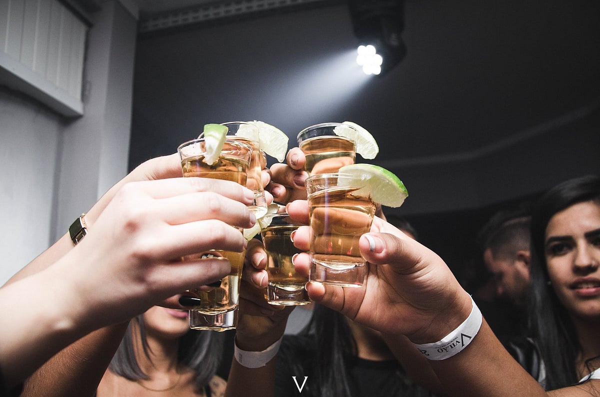 India should reduce tariffs on alcoholic beverages in high growth areas: ICRIER - Vimarsana News