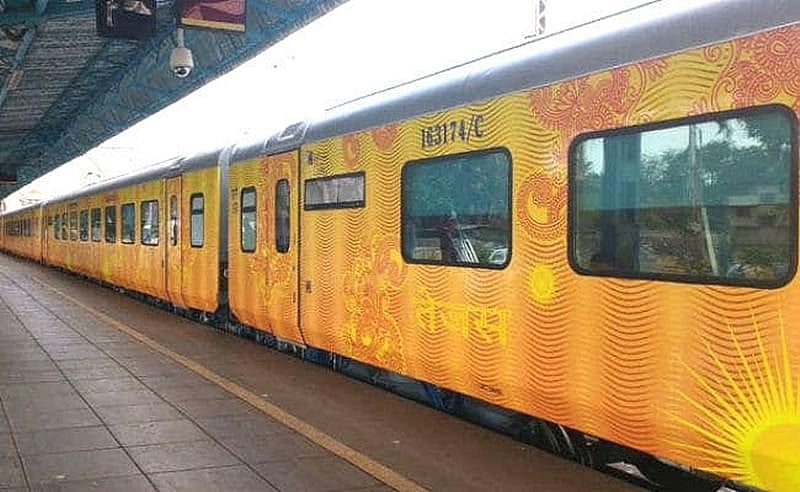 Mumbai: Central Railway appoints contractor for cleaning, sale of products on four trains - Vimarsana News