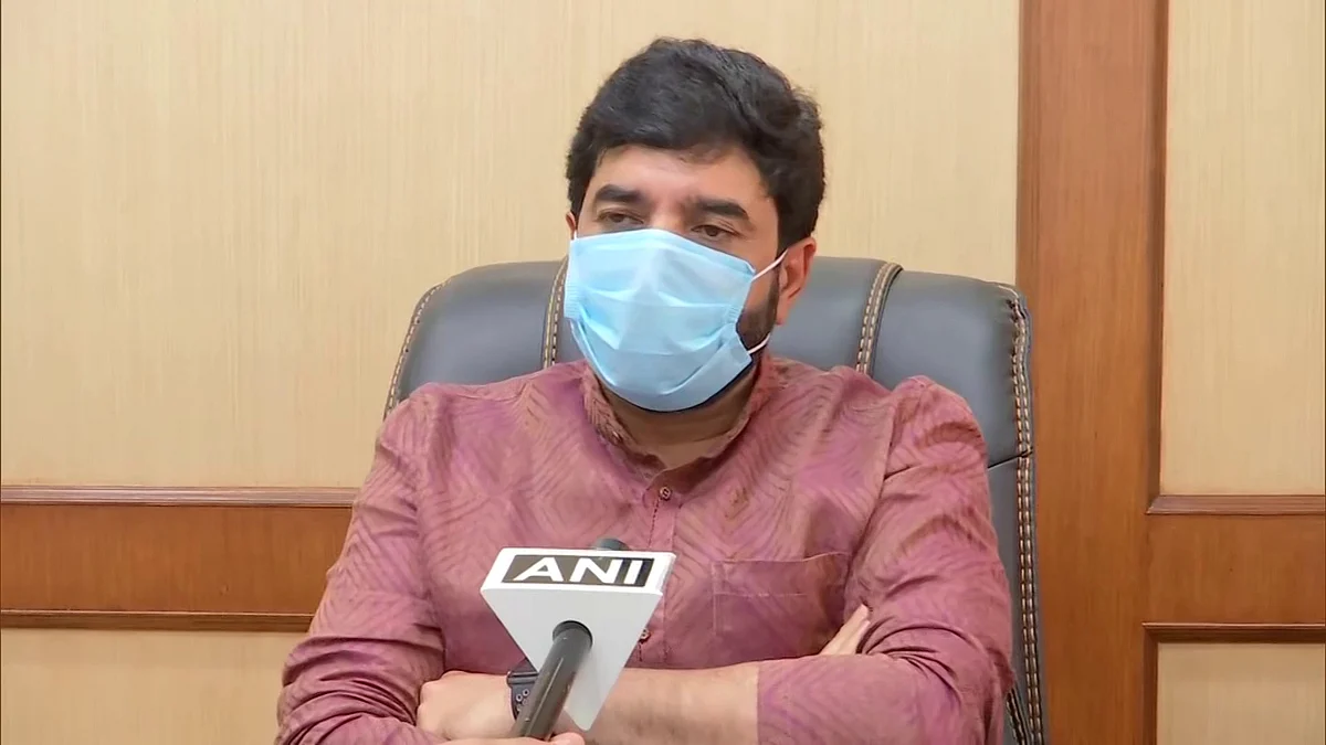 COVID-19: Pune Mayor Murlidhar Mohol writes to Maharashtra Health Minister, Javadekar for more...