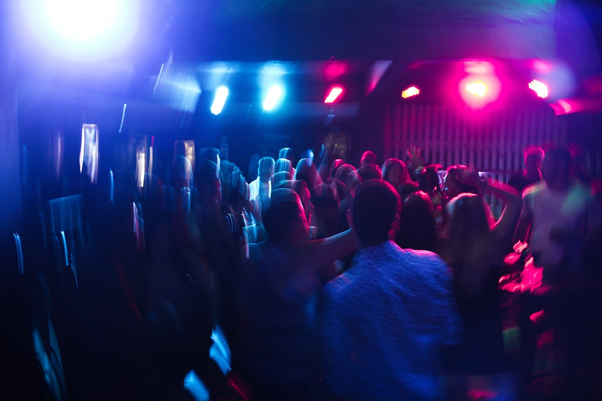 Navi Mumbai: Kapal bar raided, 24 women, 10 others detained - Vimarsana News