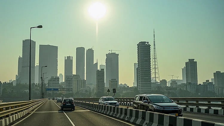 Mumbai weather update: City's AQI drops to 163; Nerul, Colaba and Sion amongst the worst hit - Vimarsana News