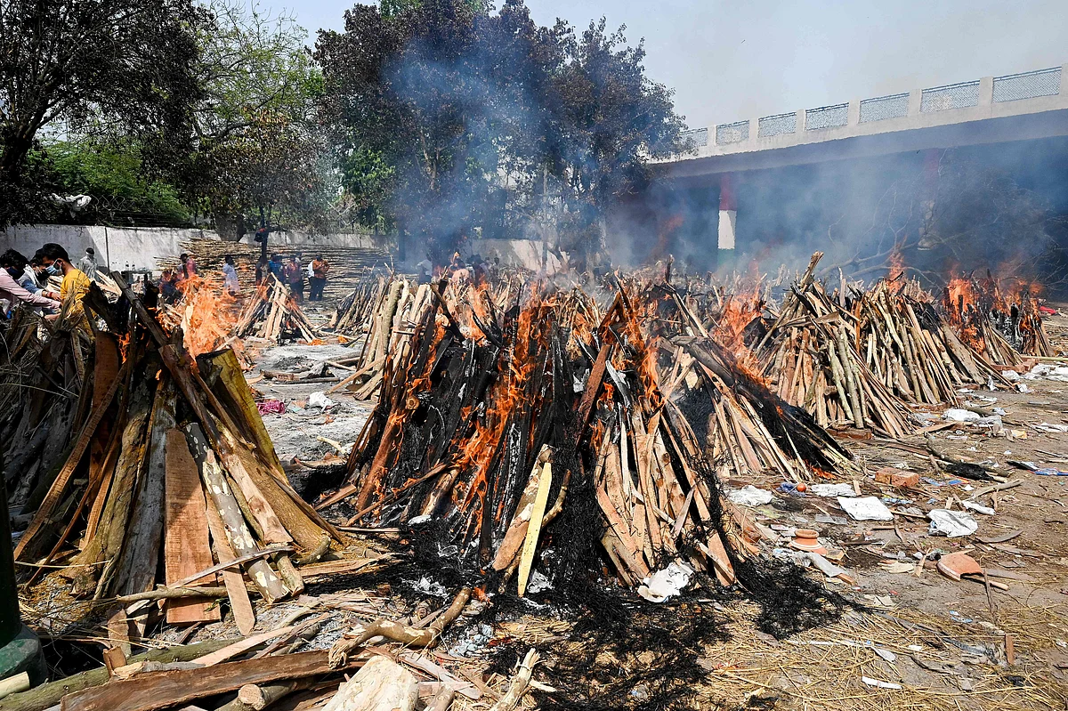 COVID-19: Dead bodies not being treated with dignity they deserve, says Telangana High Court