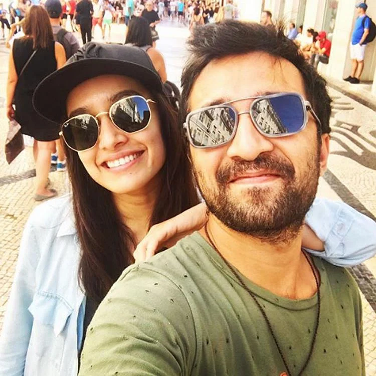 Shraddha Kapoor's brother Siddhant donates plasma, actress urges those eligible to do the same