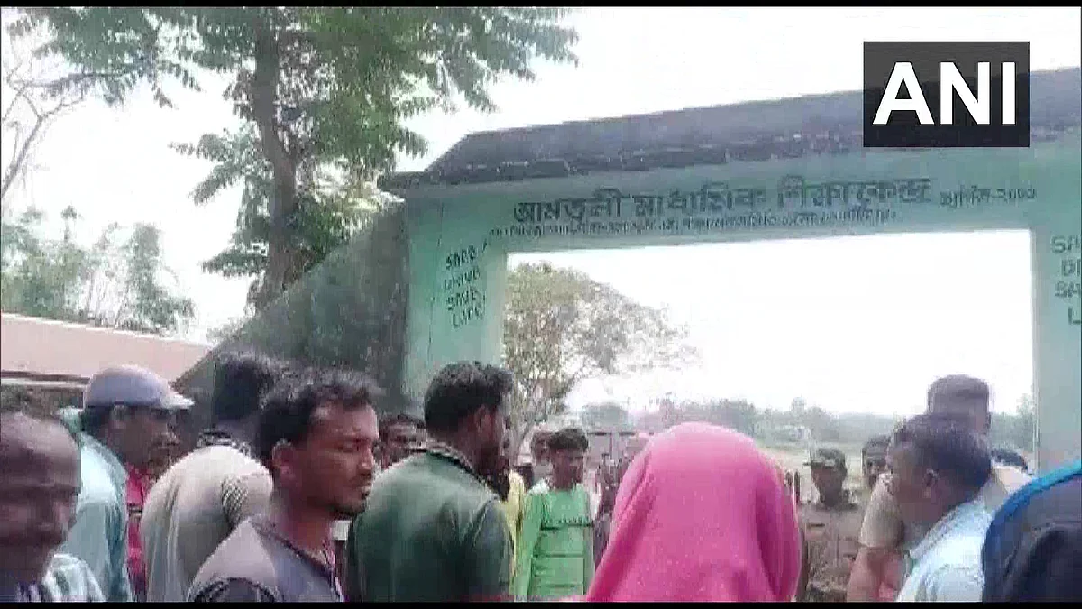 Allegations, clarifications and adjournment of polls: Firing in WB's Cooch Behar triggers massive...