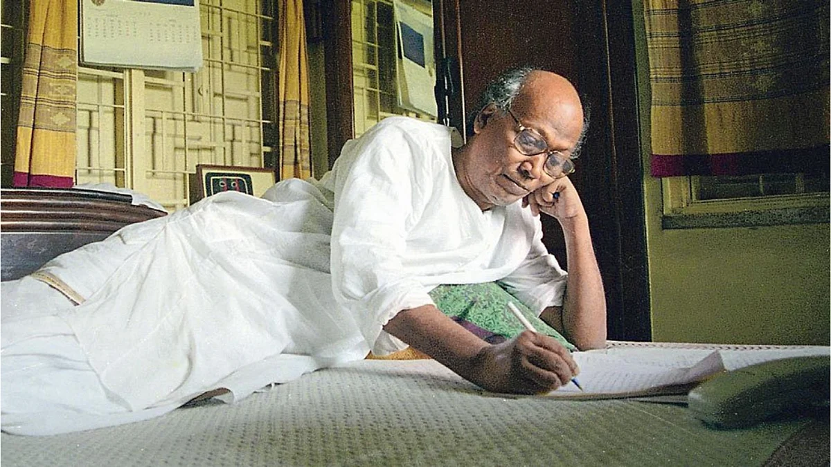 West Bengal: PM Modi, Amit Shah along with Mamata Banerjee condole death of poet Shankha Ghosh
