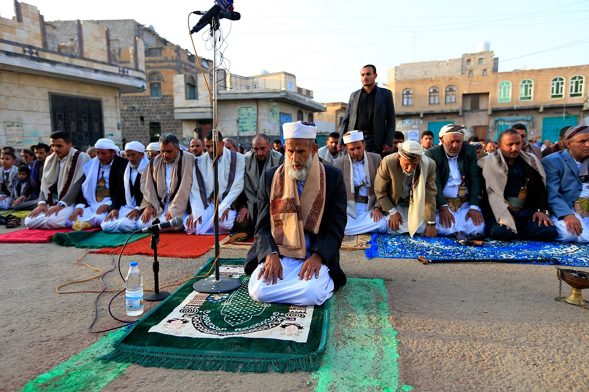 Yemeni Muslim worshippers perform the Eid al-Fitr prayers in the capital Sanaa on May 13, 2021, to mark the end of the holy month of Ramadan.